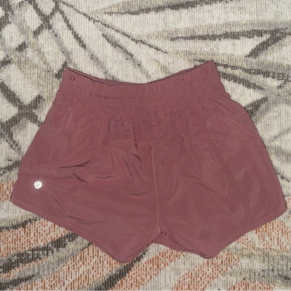 Lululemon Tracker Shorts (Size 4, Color Lush) - Picture 2 of 3